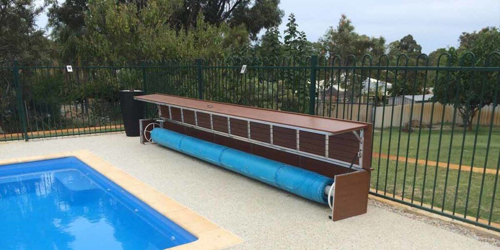 How to store solar pool covers